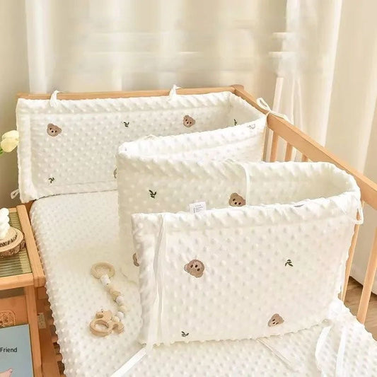 Pourquoi un tour de lit bébé ? - Pures câlins