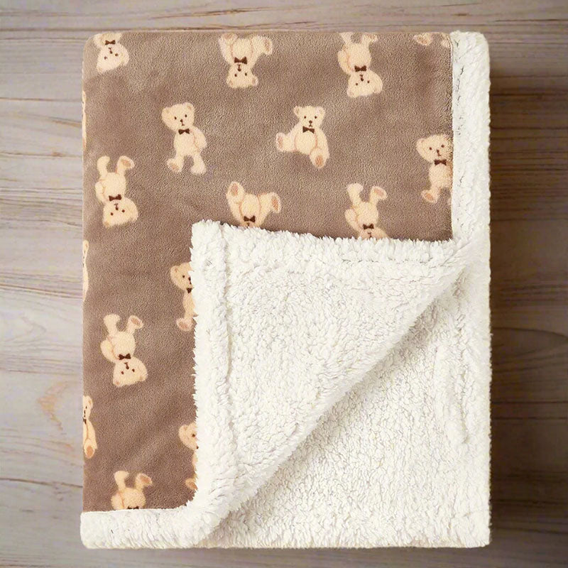 couverture bebe polaire HugMe ours brun a 2